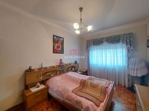 Moradia T4 Venda em Vila Nova de Tazem,Gouveia