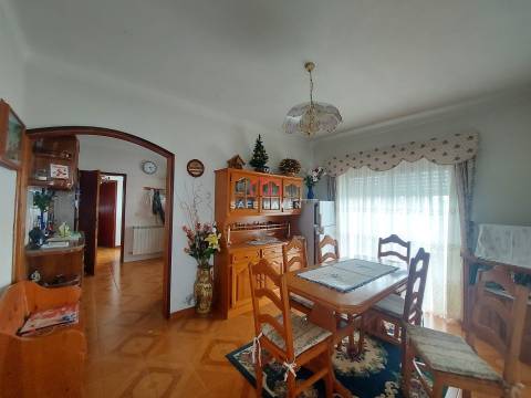 Moradia T4 Venda em Vila Nova de Tazem,Gouveia