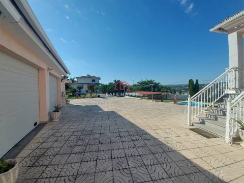 Moradia Isolada T4 - Viseu, Mangualde, Fornos de Maceira Dão