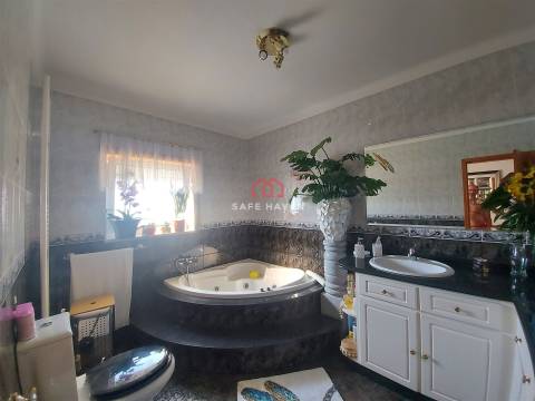 Moradia Isolada T4 - Viseu, Mangualde, Fornos de Maceira Dão