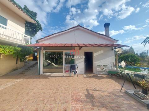 Moradia T5 Venda em Ribafeita,Viseu