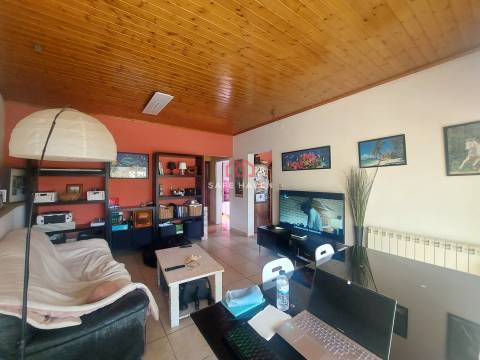 Moradia T5 Venda em Ribafeita,Viseu