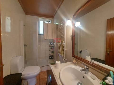 Moradia T5 Venda em Ribafeita,Viseu