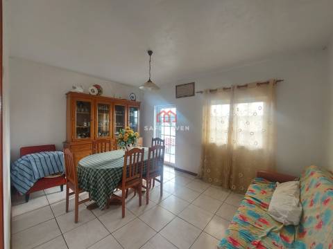 Moradia T5 Venda em Ribafeita,Viseu