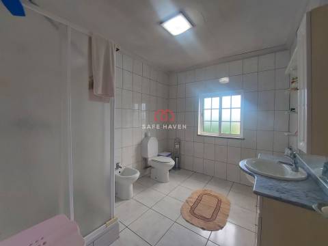 Moradia T5 Venda em Ribafeita,Viseu