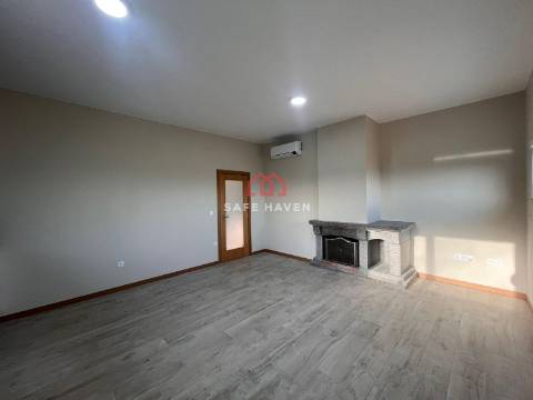 Apartamento T2 Venda em Cavernães,Viseu