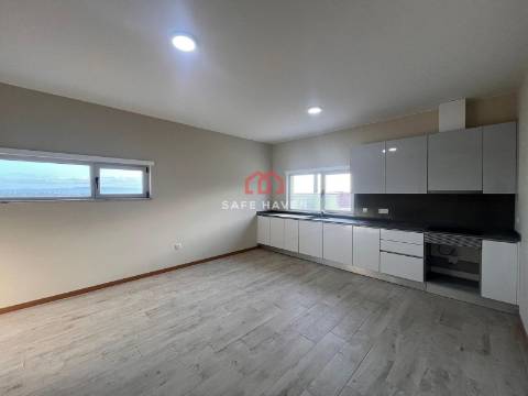 Apartamento T2 Venda em Cavernães,Viseu