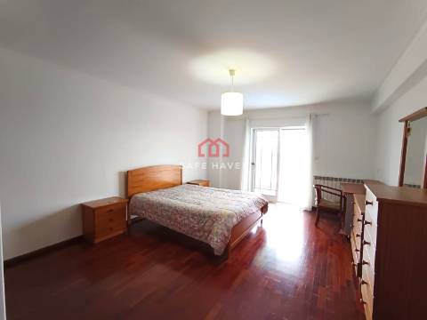 Moradia em Banda T5 Venda em Rio de Loba,Viseu