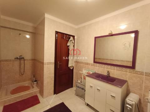 Moradia em Banda T5 Venda em Rio de Loba,Viseu