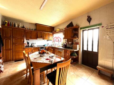 Andar Moradia T3+1 Venda em Mangualde, Mesquitela e Cunha Alta,Mangualde