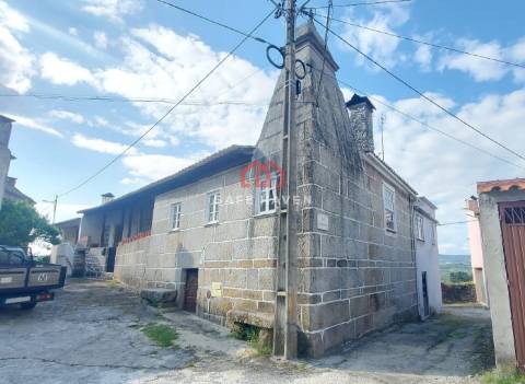 Moradia Rústica T4 Venda em Cativelos,Gouveia