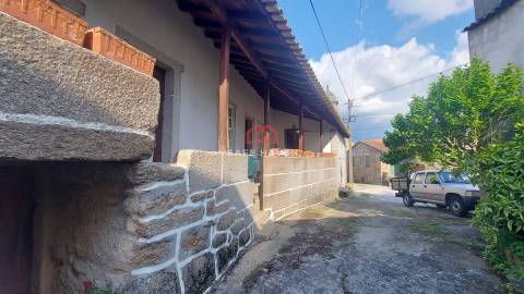 Moradia Rústica T4 Venda em Cativelos,Gouveia