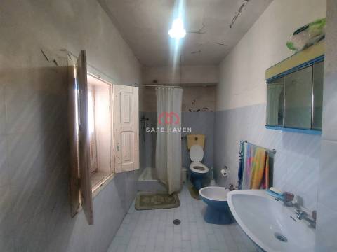 Moradia Isolada T5 Venda em Vila Nova de Tazem,Gouveia