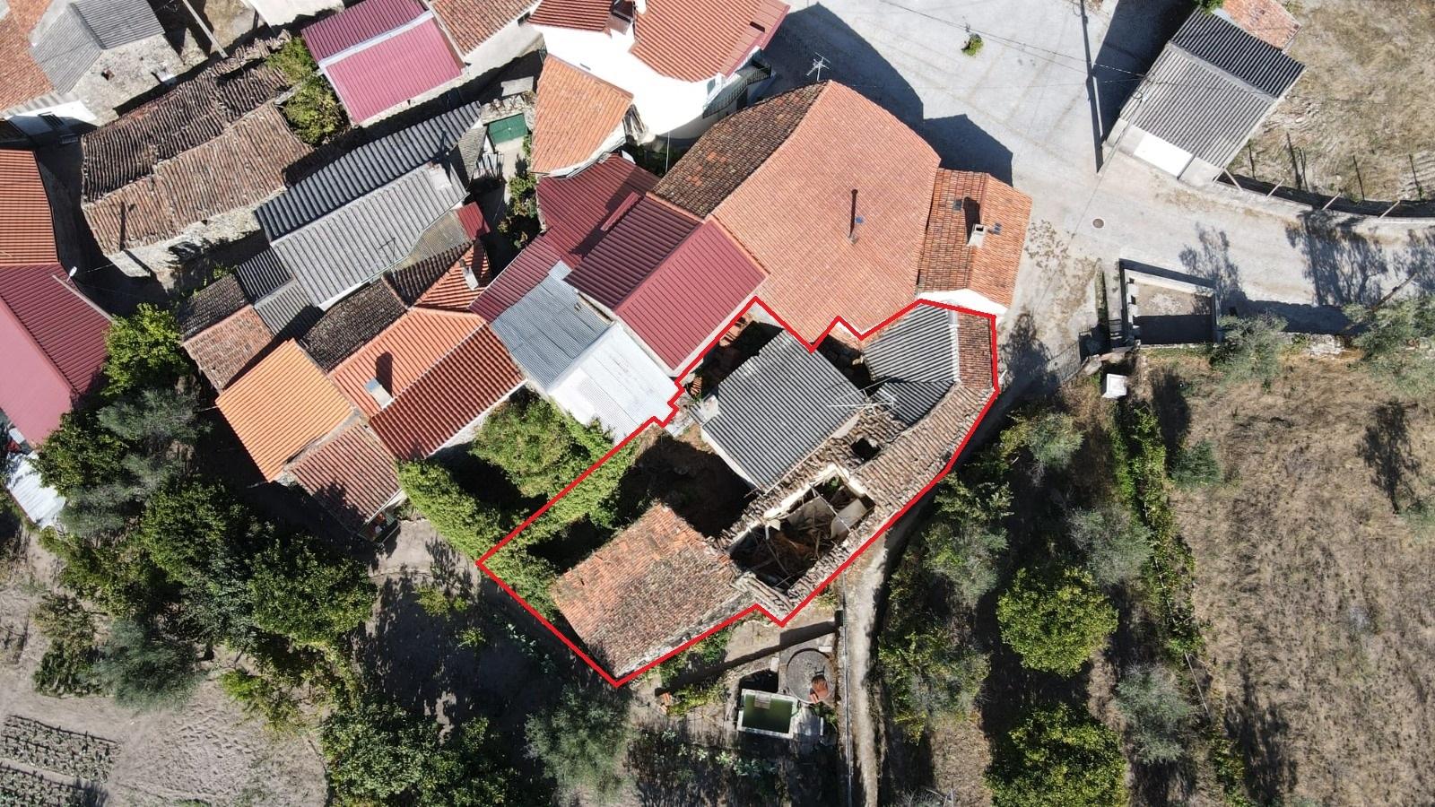 Moradia para Restaurar T2 Venda em Freixiosa,Mangualde