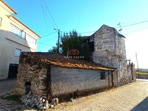 Moradia para Restaurar T3 Venda em Cunha Baixa,Mangualde