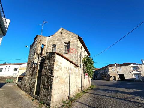 Moradia para Restaurar T3 Venda em Cunha Baixa,Mangualde