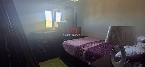 Moradia isolada de tipologia T3 à venda em Canas de Senhorim - Nelas