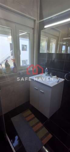 Moradia isolada de tipologia T3 à venda em Canas de Senhorim - Nelas