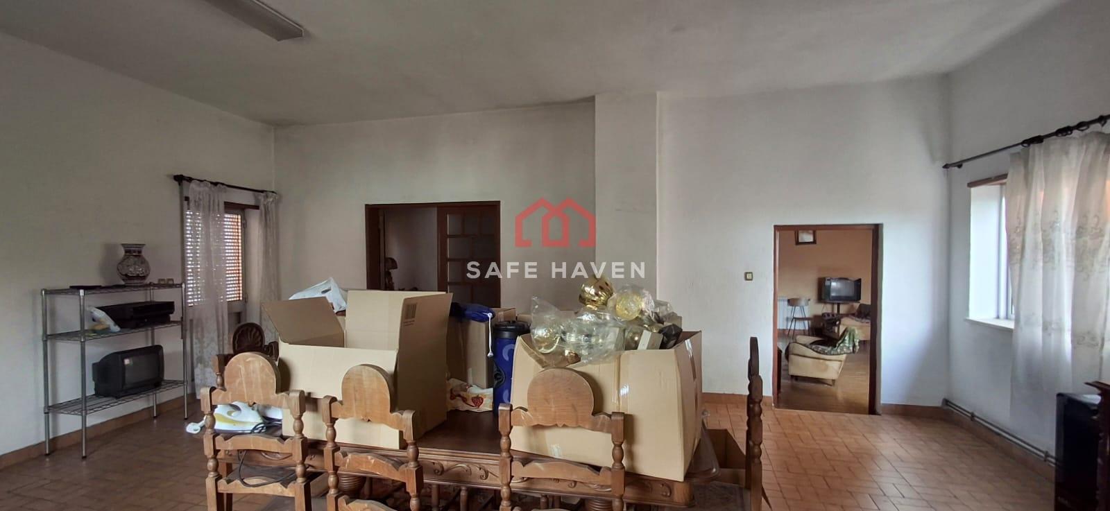 Moradia T4 Venda em Vila Nova de Tazem,Gouveia