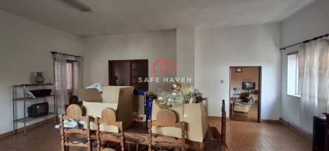 Moradia T4 Venda em Vila Nova de Tazem,Gouveia