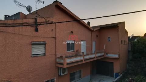 Moradia T4 Venda em Vila Nova de Tazem,Gouveia