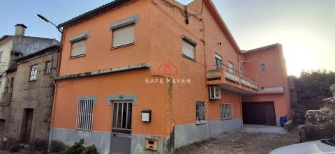 Moradia T4 Venda em Vila Nova de Tazem,Gouveia