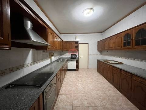 Apartamento T4 Venda em Mangualde, Mesquitela e Cunha Alta,Mangualde