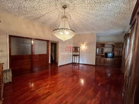 Apartamento T4 Venda em Mangualde, Mesquitela e Cunha Alta,Mangualde