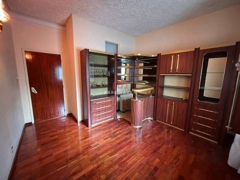 Apartamento T4 Venda em Mangualde, Mesquitela e Cunha Alta,Mangualde