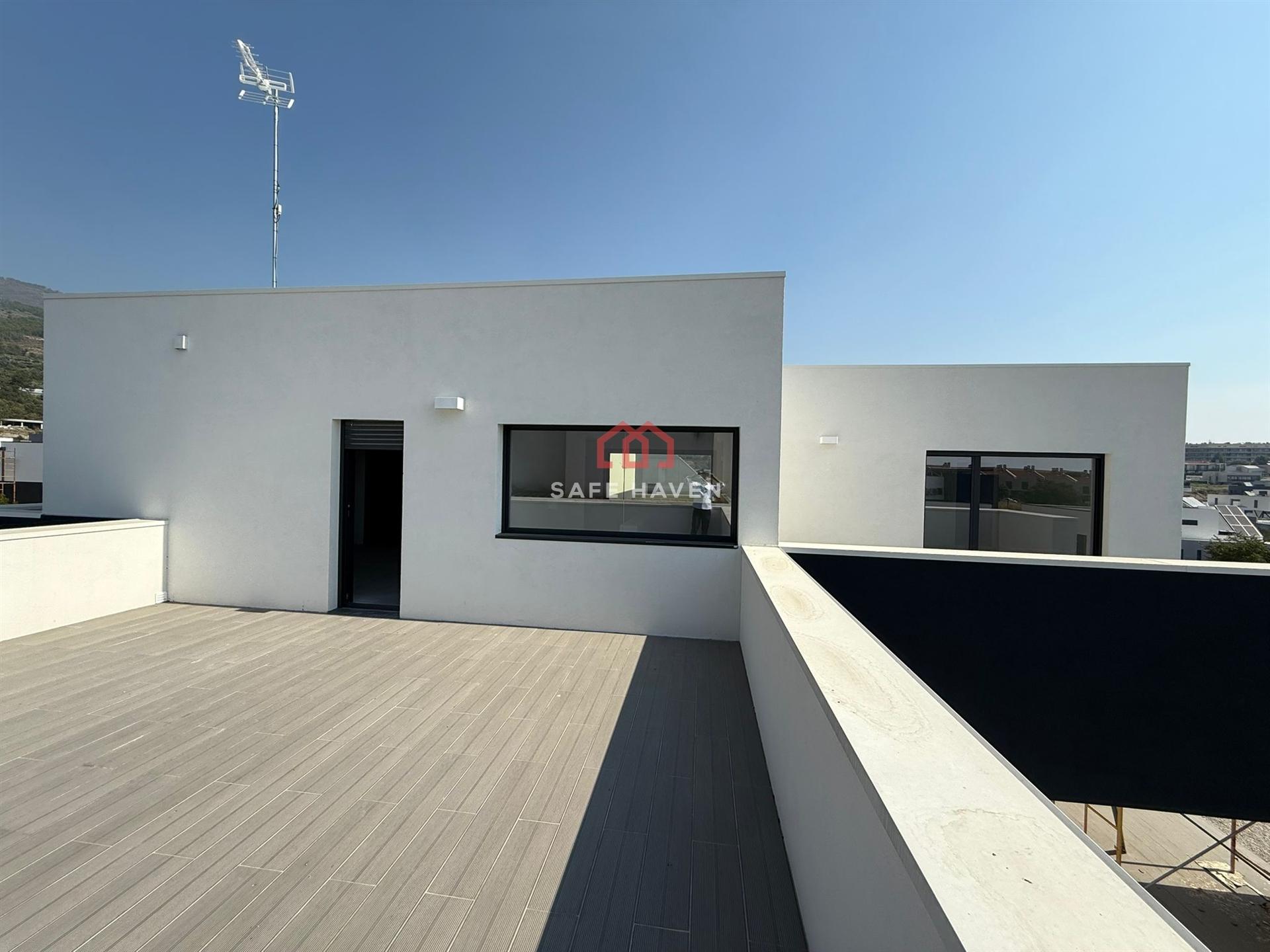 Moradia T3 Venda em Covilhã e Canhoso,Covilhã