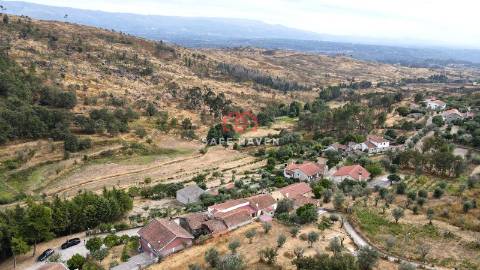 Moradia T2 Venda em Santiago de Cassurrães e Póvoa de Cervães,Mangualde