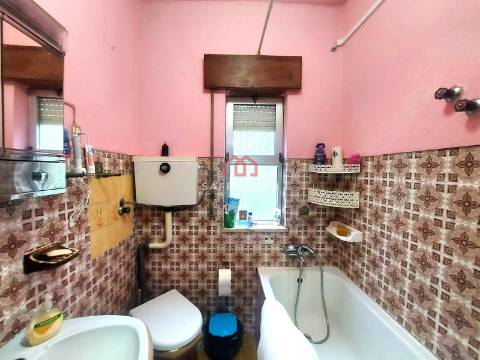 Moradia T2 Venda em Santiago de Cassurrães e Póvoa de Cervães,Mangualde