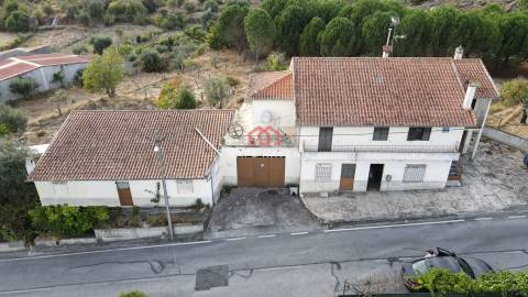 Moradia T4 Venda em Tourais e Lajes,Seia