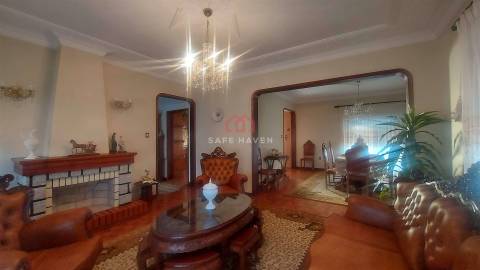 Moradia Isolada T4 Venda em Vila Nova de Tazem,Gouveia