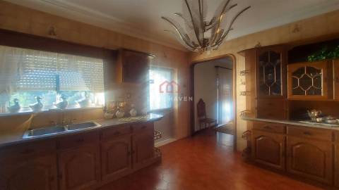 Moradia Isolada T4 Venda em Vila Nova de Tazem,Gouveia