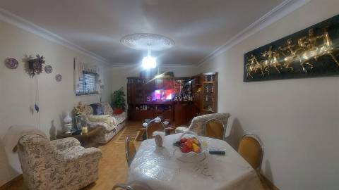 Moradia Isolada T4 Venda em Vila Nova de Tazem,Gouveia