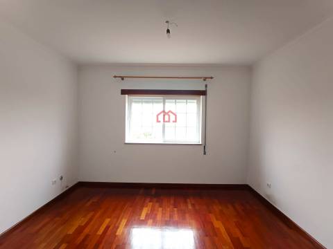 Apartamento T3 Venda em Mangualde, Mesquitela e Cunha Alta,Mangualde