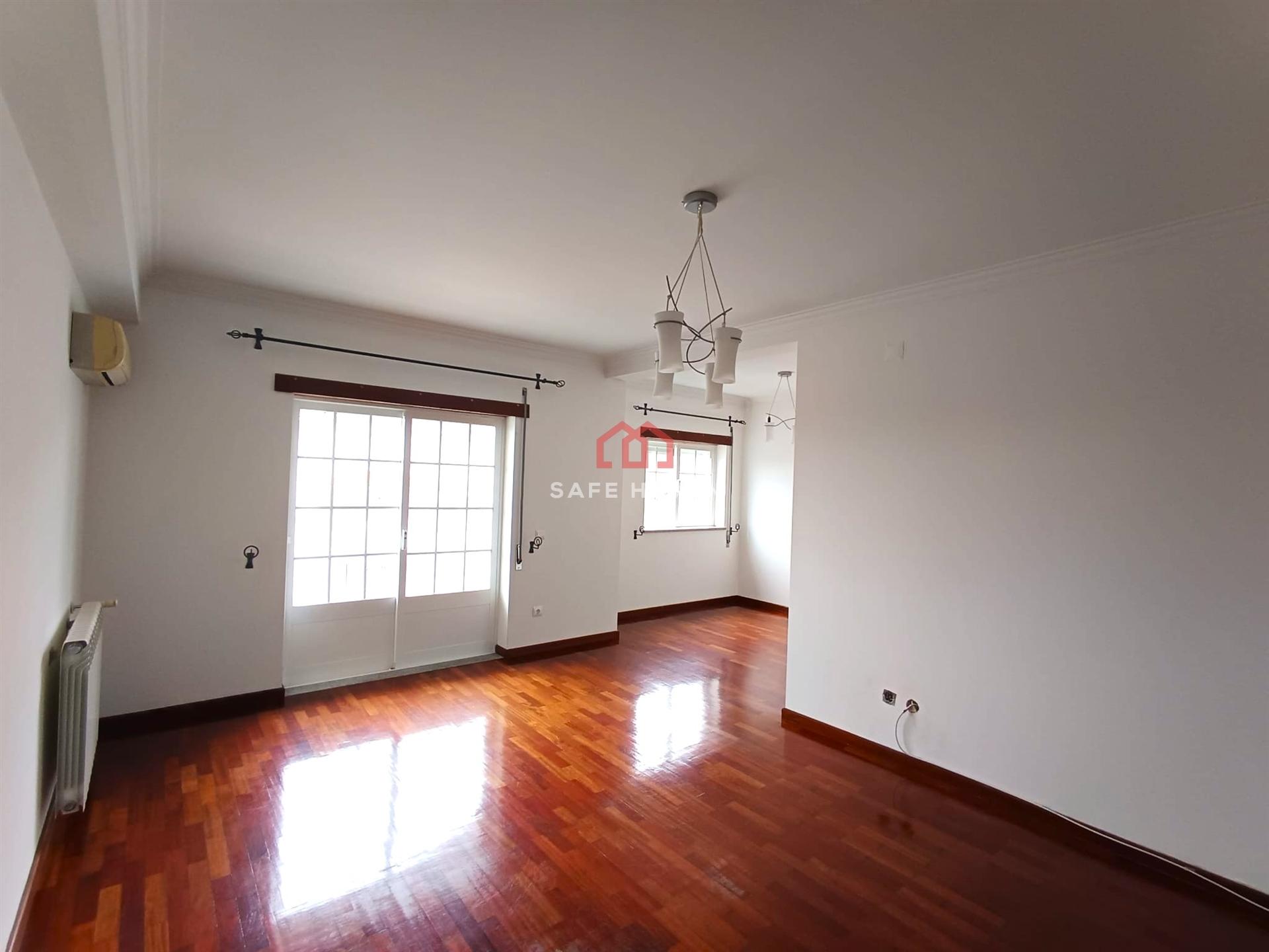 Apartamento T3 Venda em Mangualde, Mesquitela e Cunha Alta,Mangualde