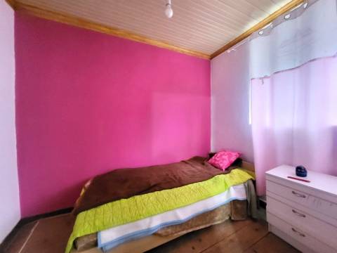 Moradia T3 Venda em Tavares (Chãs, Várzea e Travanca),Mangualde