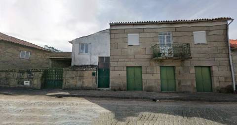 Moradia T3 Venda em Tavares (Chãs, Várzea e Travanca),Mangualde