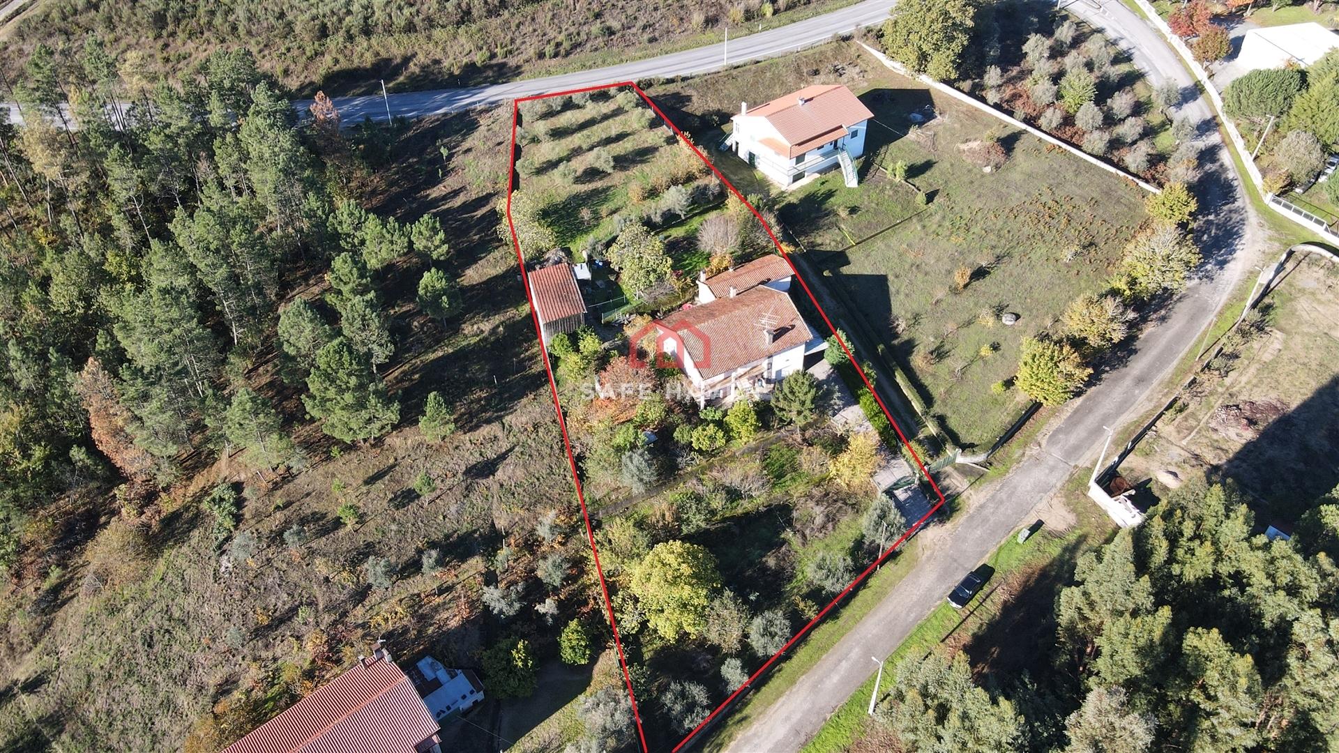 Moradia Isolada T5 Venda em Santiago de Cassurrães e Póvoa de Cervães,Mangualde