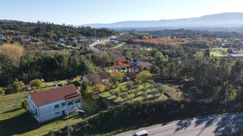 Moradia Isolada T5 Venda em Santiago de Cassurrães e Póvoa de Cervães,Mangualde