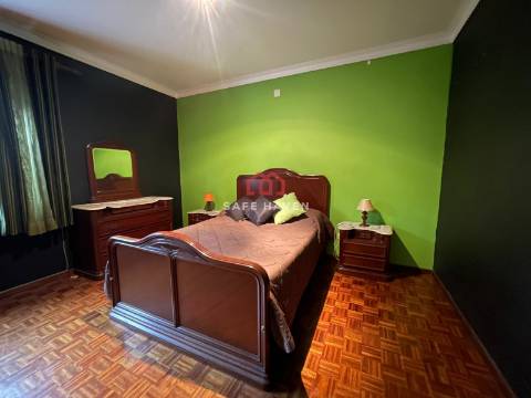 Moradia Isolada T5 Venda em Santiago de Cassurrães e Póvoa de Cervães,Mangualde