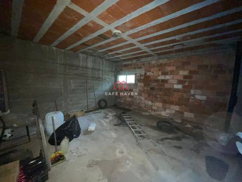 Moradia Isolada T5 Venda em Santiago de Cassurrães e Póvoa de Cervães,Mangualde