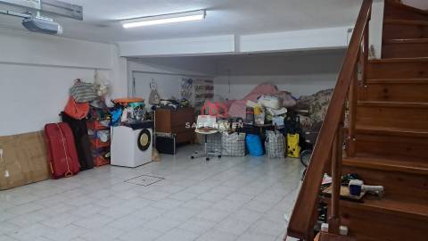 Moradia em Banda T3 Venda em Seia, São Romão e Lapa dos Dinheiros,Seia