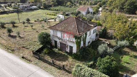 Moradia Isolada T3 Venda em Santa Comba,Seia