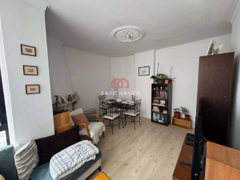 Apartamento T2 Venda em Casal de Cambra,Sintra