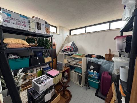 Apartamento T2 Venda em Casal de Cambra,Sintra