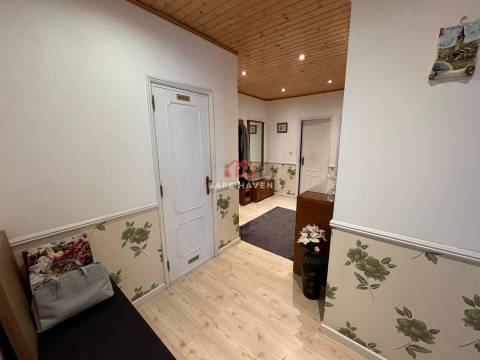 Apartamento T2 Venda em Casal de Cambra,Sintra