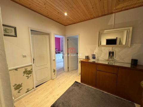 Apartamento T2 Venda em Casal de Cambra,Sintra